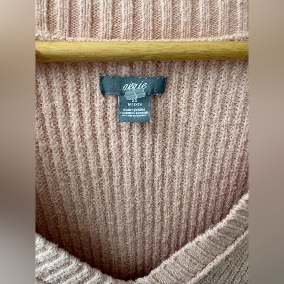 Aerie oversized knit pink sweater tie arm size xs - Picture 4 of 11